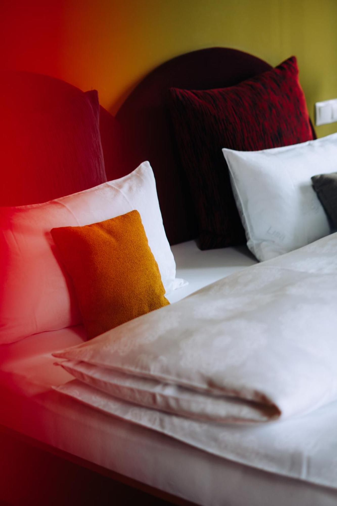 וונזידל Molo Rouge - Boutiquehotel & Cafe מראה חיצוני תמונה